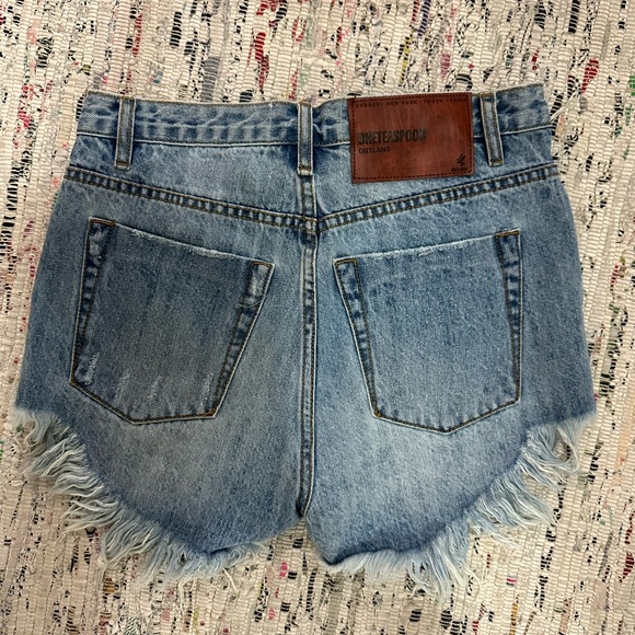 One Teaspoon NWT denim shorts - Picture 7 of 7